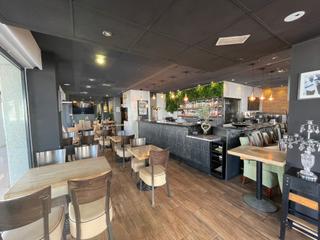 Transfer Business premise in Aloha pueblo 35