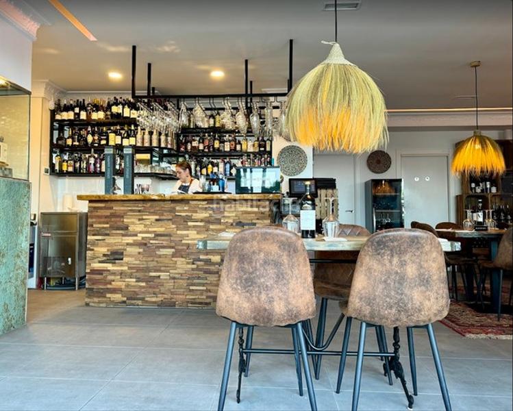 Foto 300428e6-313c-406a-b938-3d50c9ee6997. Traspaso local comercial en Centro Estepona