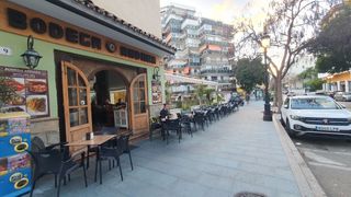 Miete Geschäftsraum in Calle jacinto benavente 29