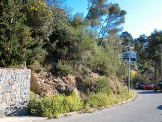 Solar urbano en Carrer de les rovires, 8. Con informe geotécnico