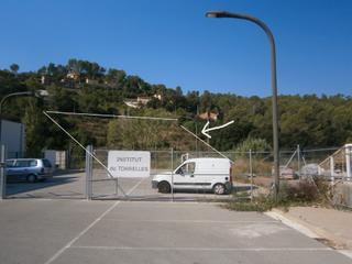 Terreny residencial a Carrer de les alzines 4. Terreno muy cerca del pueblo