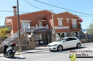 Lloguer Local Comercial  Avinguda dolça de provença. Restaurante en la montaña