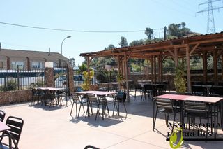 Miete Geschäftsraum  Avinguda dolça de provença. Restaurante en la montaña