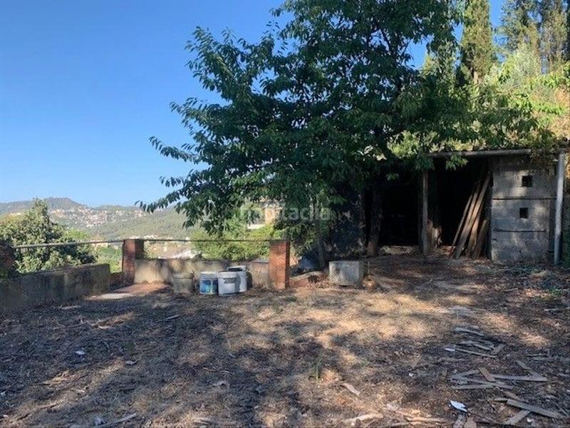 Foto cc91157b-cd43-4244-83cd-041b235ed261. Terreno residencial en carrer de les alzines 23 en Torrelles de Llobregat