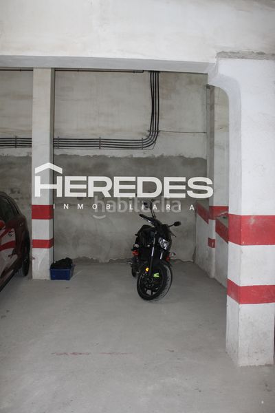 Foto 94b0f715-ef3a-4fd0-ae35-ca60dbfad697. Aparcament cotxe a Torrelles de Llobregat