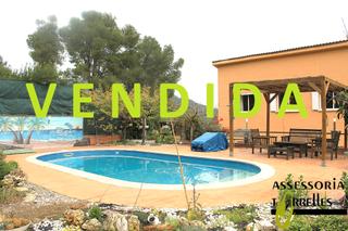 Casa a Torrelles de Llobregat. Para entrar a vivir