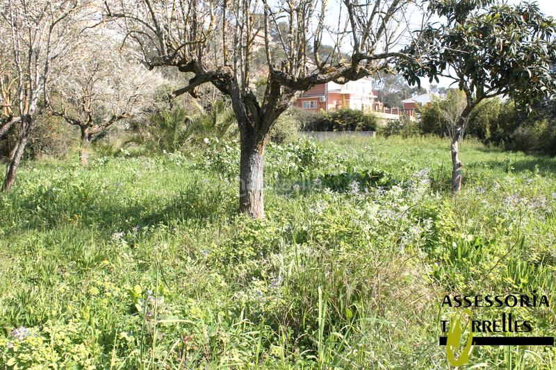 Foto 302865a7-0c15-4ac8-8a63-5e5120513e38. Haus mit kamin parking in Torrelles de Llobregat