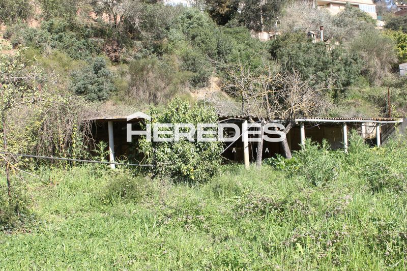 Foto 4f7a4e2d-c8de-49fb-b4c8-83f8b3c965ff. Casa amb xemeneia aparcament a Torrelles de Llobregat