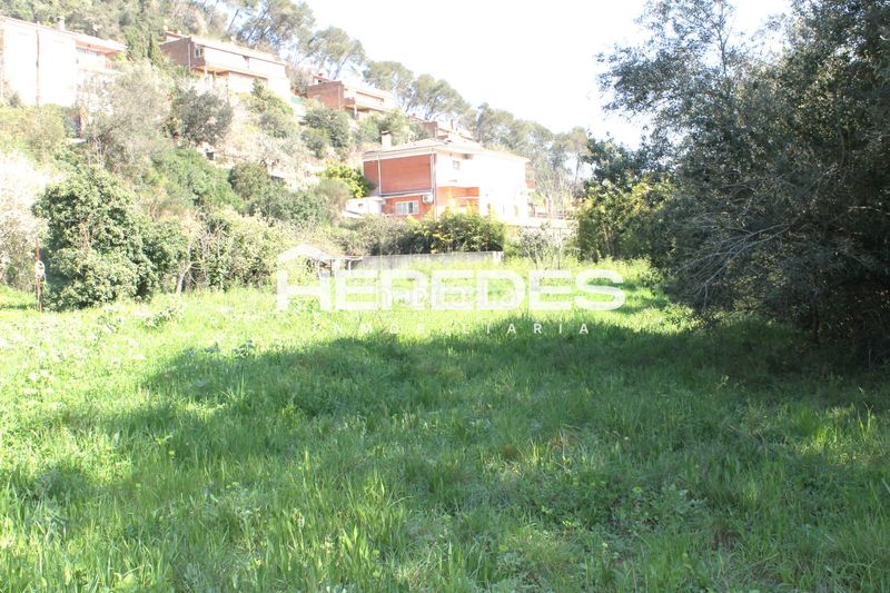 Foto 76bbff52-2877-44c3-b899-e3afc346364d. Casa amb xemeneia aparcament a Torrelles de Llobregat