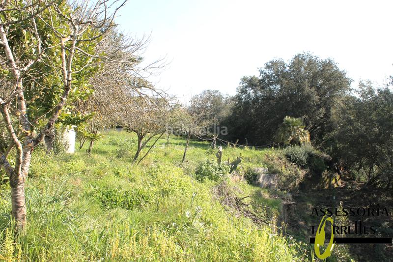 Foto a7120896-2d92-4094-b9a8-23a909857236. Haus mit kamin parking in Torrelles de Llobregat