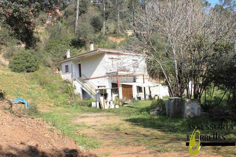 Foto c30646a9-b767-4e38-be1e-36a6dd52aafa. Haus mit kamin parking in Torrelles de Llobregat