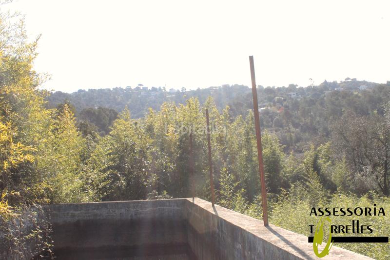 Foto e2c2e89f-17fc-4669-86c1-50d97a52e3b0. Haus mit kamin parking in Torrelles de Llobregat