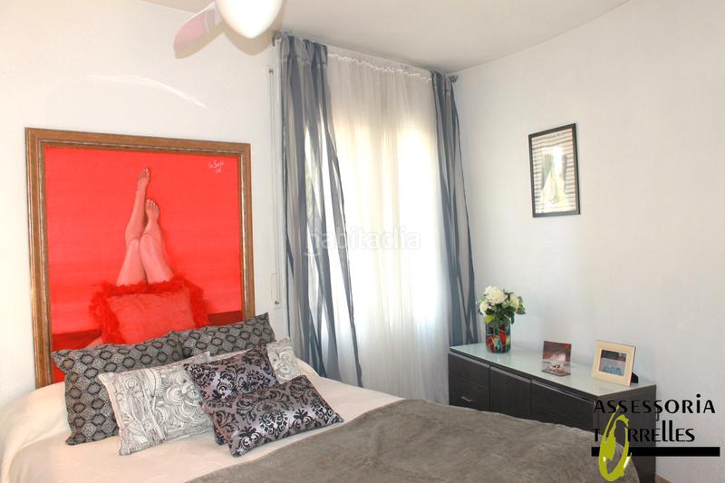 Foto 60575c95-c571-4bc7-b328-2cebef7664c2. Casa adossada amb xemeneia calefacció aparcament a Torrelles de Llobregat