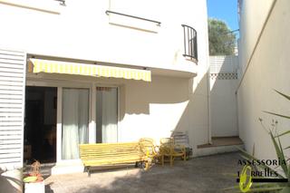 Casa adossada a Torrelles de Llobregat. Ideal para familia con hijos