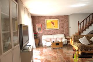 Casa adosada en Torrelles de Llobregat. Ideal para familia con hijos