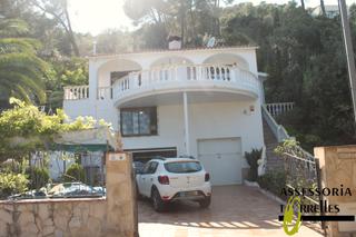 Chalet en Torrelles de Llobregat. Para entrar a vivir