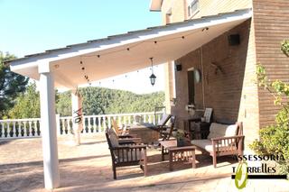 Chalet à Torrelles de Llobregat. Con 5 dormitorios
