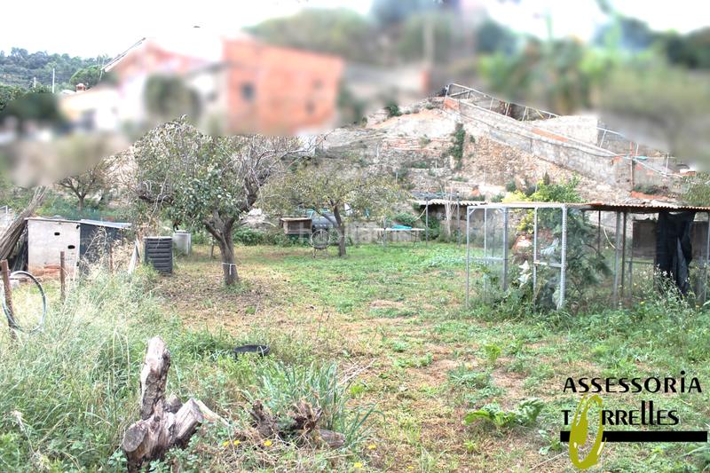 Foto af2b2729-bb17-4fcf-9cf1-885141e1c07a. Terreny residencial a Santa Coloma de Cervelló