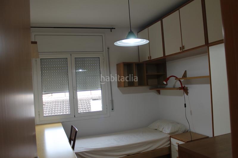 Foto 142b2850-f8b0-48b7-b17c-5e4a35b44c2a. Rent flat with fireplace heating pool in Torrelles de Llobregat