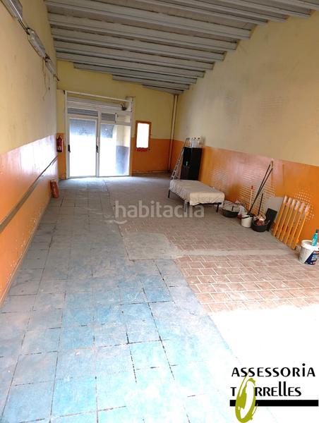 Foto 8f9c99e8-6a10-4cb3-b769-2cd82a8cd2bf. Local commercial dans Sant Vicenç dels Horts