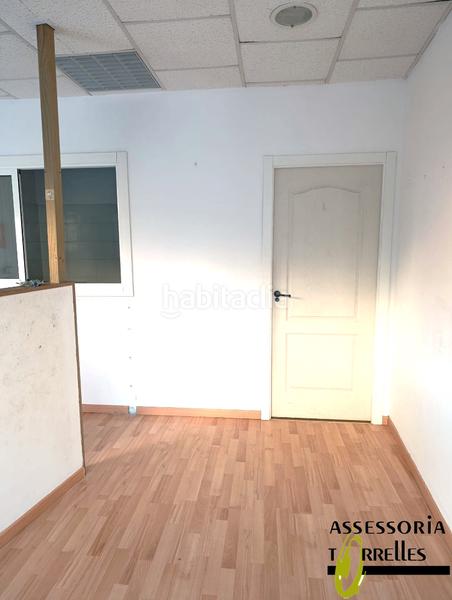 Foto 703029c3-6bfc-4c1a-9592-e02ea25503a6. Rent business premise with heating in Torrelles de Llobregat