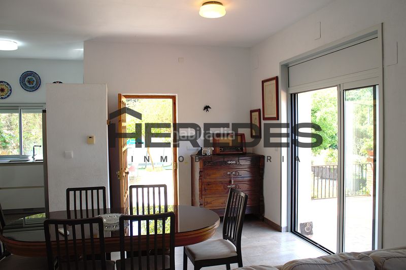 Foto 2b3510f0-28ac-4a5e-9981-dbf945977cd1. Casa amb calefacció piscina a Torrelles de Llobregat