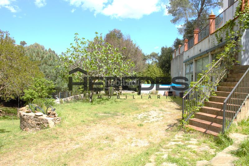 Foto 71fe018c-530f-45da-b38b-50f2608277de. Casa amb calefacció piscina a Torrelles de Llobregat
