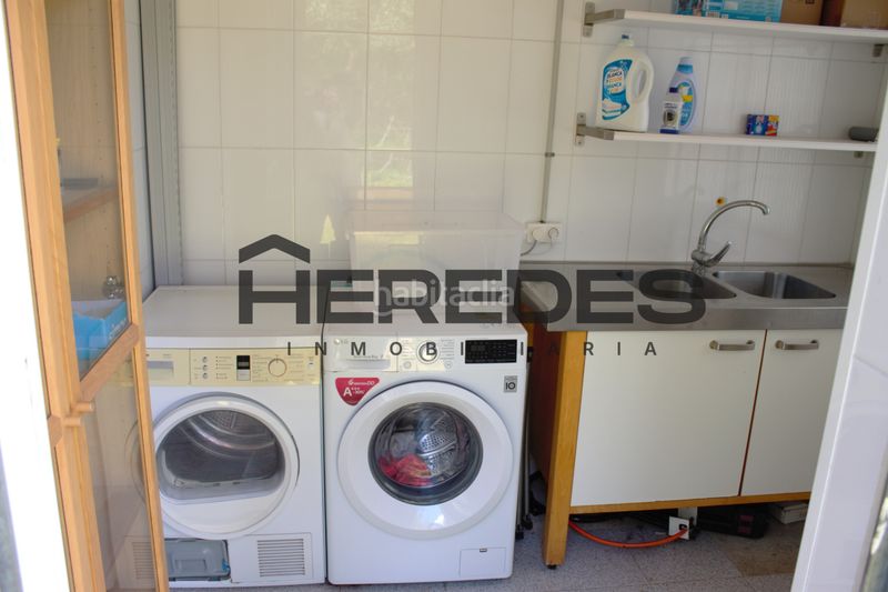 Foto 744f0a95-98a0-4654-b2b7-c8e58f425e7d. Casa amb calefacció piscina a Torrelles de Llobregat