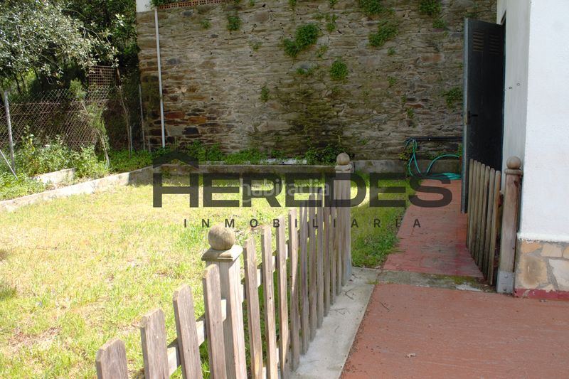Foto 97512a8f-9724-4e80-be7e-e6b4f90bccd5. Casa amb calefacció piscina a Torrelles de Llobregat