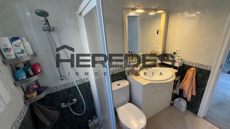 Foto 3fea4913-4d6a-40e5-8f4c-8fdc94320436. Casa amb calefacció a Torrelles de Llobregat