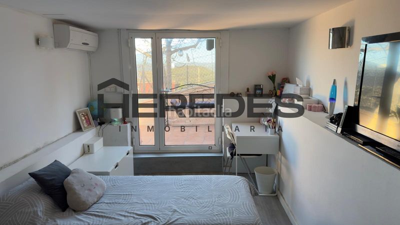 Foto dc18012d-532a-4145-bc89-2efb04af76d0. Casa amb calefacció a Torrelles de Llobregat