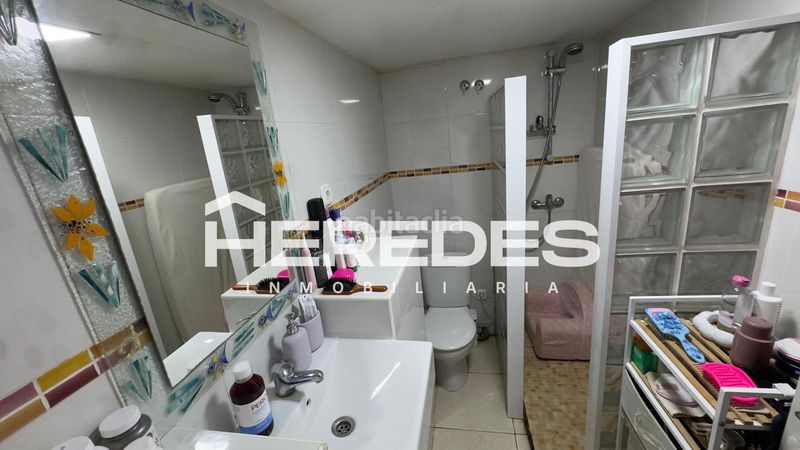 Foto f4f94d45-7899-40ab-a1c3-0748d87ee751. Casa amb calefacció a Torrelles de Llobregat