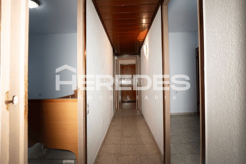 Foto 3c7fd2fe-ce9e-45d8-a26c-25aa4cabd51f. Pis a Torrelles de Llobregat