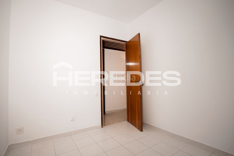 Foto b1c223ac-e946-4551-850c-60764d2aa9ea. Pis a Torrelles de Llobregat