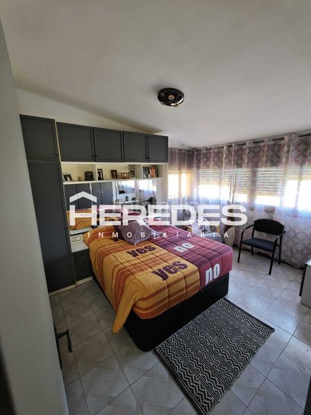 Foto 836bc49c-c6f6-47be-a1ab-feea79f75329. Casa amb xemeneia calefacció aparcament piscina a Torrelles de Llobregat