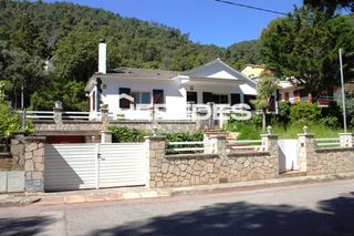 Miete Chalet in Torrelles de Llobregat