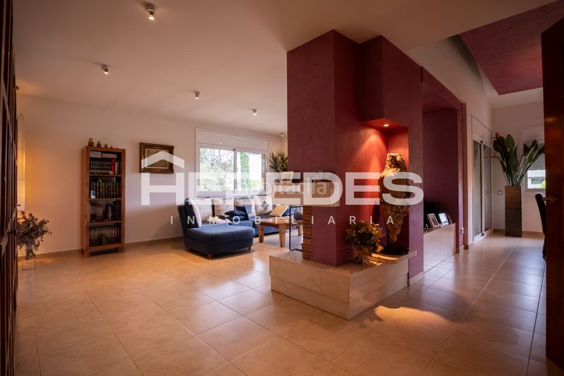 Foto 5ef5b348-4510-4826-9a5b-4d30c257f98a. Casa amb xemeneia calefacció aparcament a Castellarnau Sabadell