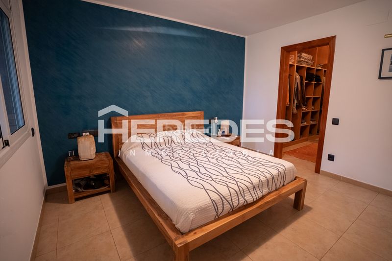 Foto 84a5592d-9824-4e5d-8d27-afaefc47298a. Casa amb xemeneia calefacció aparcament a Castellarnau Sabadell