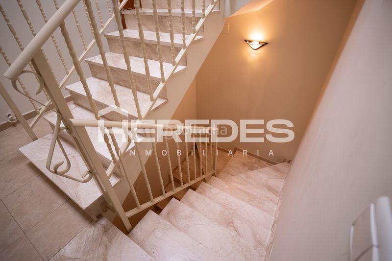 Foto badfd214-c5ef-4bc2-a620-22b1e1c540f4. Casa amb xemeneia calefacció aparcament a Castellarnau Sabadell