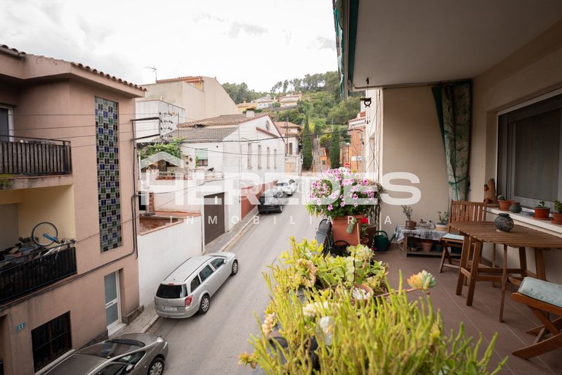 Foto c84ea79b-d4f8-4e93-a88f-fd4862f98816. Pis amb calefacció aparcament a Torrelles de Llobregat