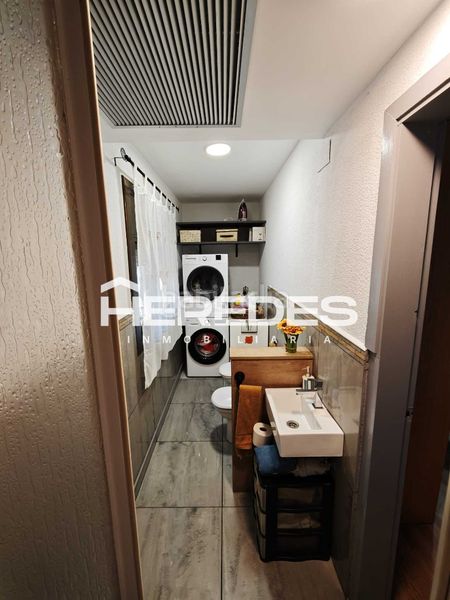 Foto 9df19bf9-bbb0-40a8-9957-56dd6e1105a8. Casa amb xemeneia calefacció aparcament piscina a Torrelles de Llobregat