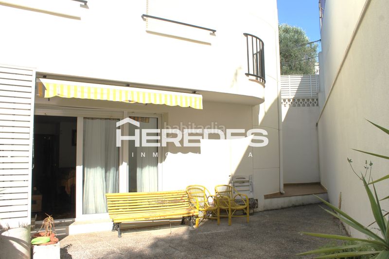Foto a6263866-f755-44a9-9eb4-68ec75dc2017. Casa adossada amb xemeneia calefacció aparcament a Torrelles de Llobregat
