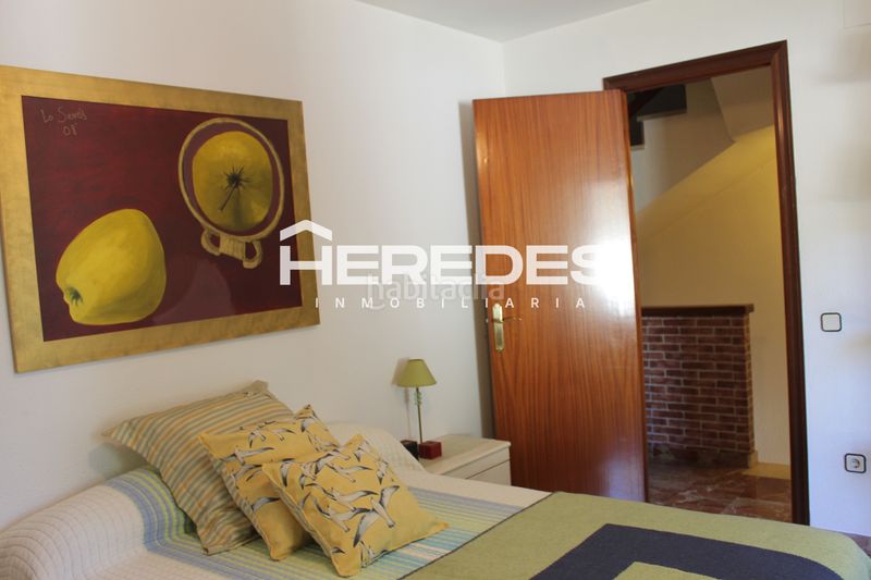 Foto e9e6d33d-4430-437a-939d-cd295fe5be27. Casa adossada amb xemeneia calefacció aparcament a Torrelles de Llobregat