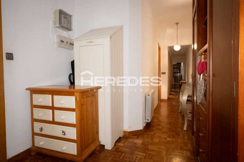 Foto 1a62bfa0-39f3-4ce2-bddb-994c1539b208. Pis amb calefacció aparcament a Putget - Farró Barcelona