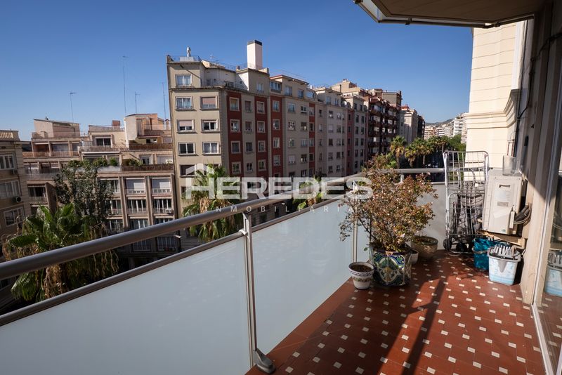 Foto ef10e45f-2fcf-419c-ba4e-deca8ee1cef6. Pis amb calefacció aparcament a Putget - Farró Barcelona