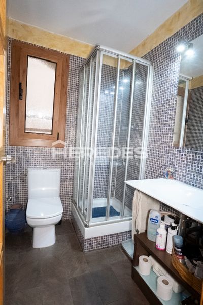 Foto f3a64b38-7de9-46f5-a50d-977011d76e29. Pis amb calefacció aparcament a Putget - Farró Barcelona