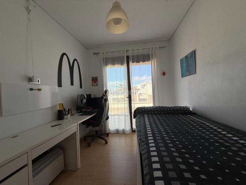 Foto e6a05a11-f70f-4f38-952b-7cc2e5db3395. Chalet in avenida josé maría sanz fargas 30 in Lo Pagán San Pedro del Pinatar