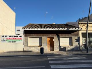 Chalet in Avenida doctor artero guirao 144