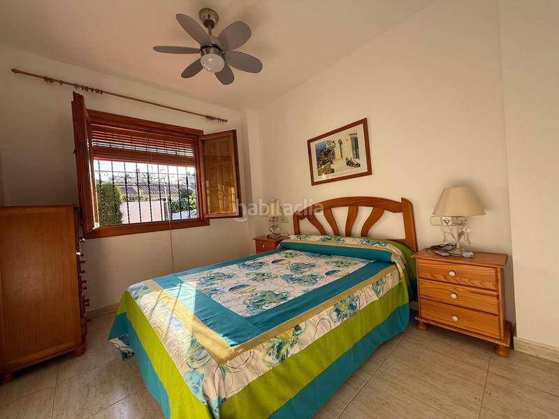 Foto c08f4f6c-1b11-474a-acae-ac68c54399d1. Casa aparellada amb aparcament piscina a Pueblo Latino Pilar de la Horadada