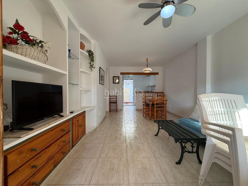 Foto b8bedd76-9575-46aa-a30e-2a86a9b59d4e. Casa bifamiliare con parcheggio piscina in Pueblo Latino Pilar de la Horadada